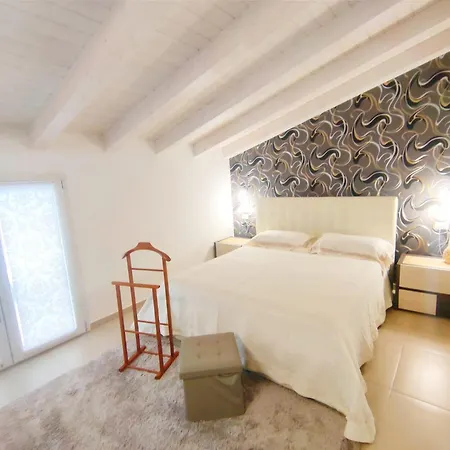 Apartment U Futtinu House